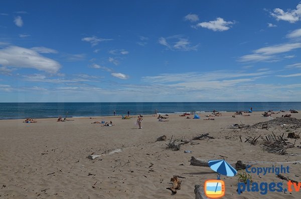 Photo de la plage naturiste du Cap d'Agde côté Marseillan