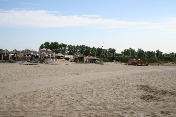 Plage privée sur la plage de la Baie de l'Amitiée au Cap d'Agde