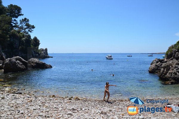 Secret beach in Cap d'Antibes