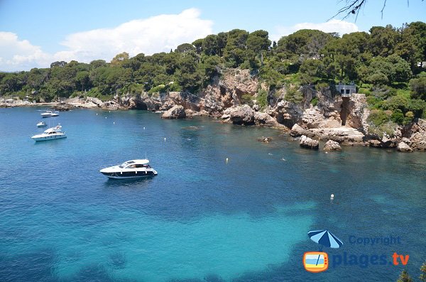 Baie des Milliardaires au Cap d'Antibes (Côte d'Azur)