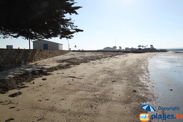 Sud-ouest de la plage dans la baie de Ste Anne - St Pol de Léon