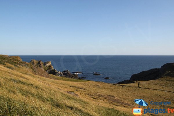  Around View of Baluden Beach 