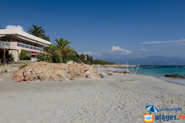 Restaurant Pech sur la plage de Barbicaja à Ajaccio