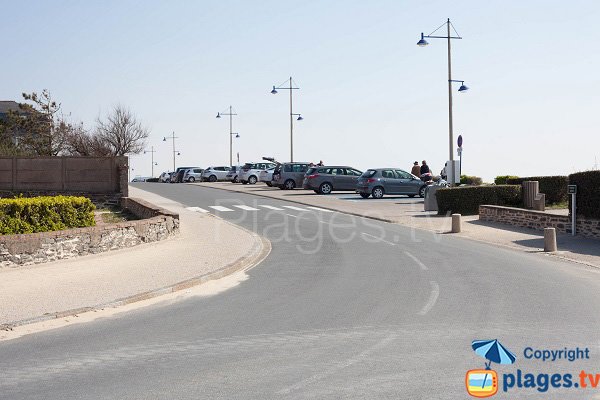 Parking de la plage de Barneville