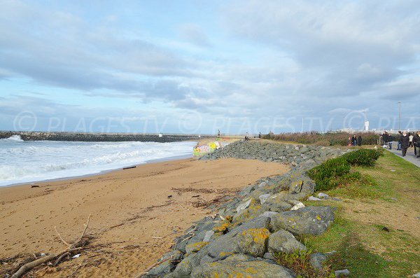 Promenade and beach of  La Barre in Anglet