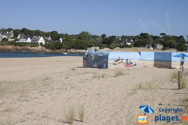 Bunker on Bas Pouldu beach - Guidel