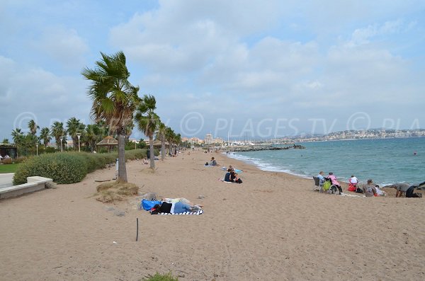 Strand François Léotard in Frejus