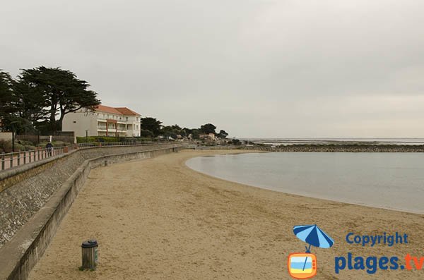 Bord de mer de La Bernerie en Retz au niveau du plan d'eau