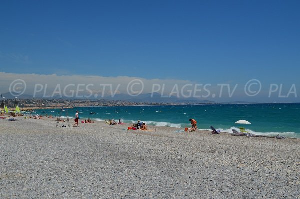 Batterie beach in Villeneuve-Loubet supervised in summer