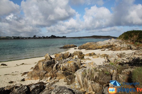 Plage de Beg ar C'hastell à Guisseny face à Curnic