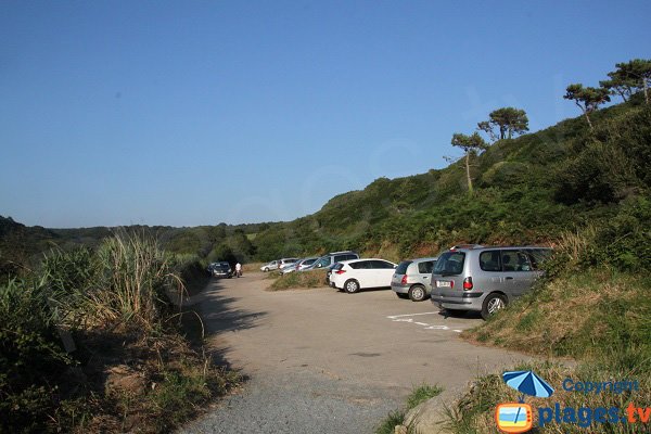 Parking of Goaslagorn beach - Lannion
