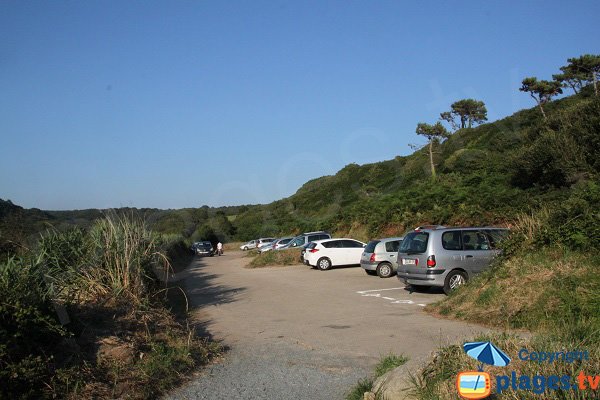 Parking of Goaslagorn beach - Lannion