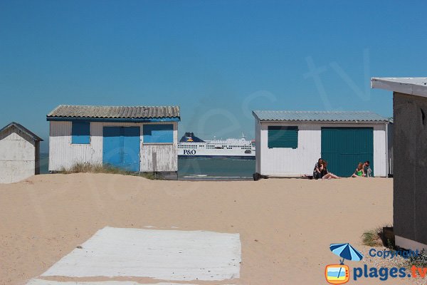 Baraques sur la plage de Blériot