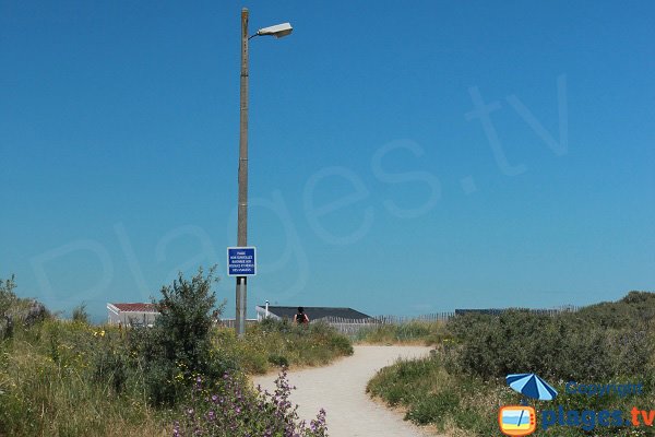 Access to the Blériot beach