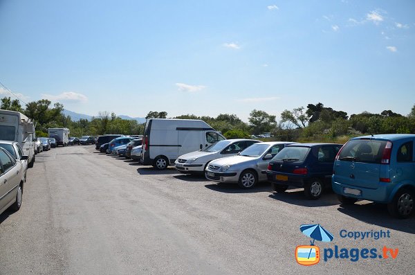 Parking de la plage du Bocal de Tech