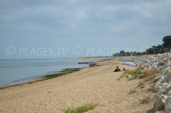 Extrémité de la plage de la Boirie