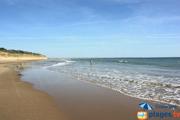 Swimming in Jard sur Mer - Boisvinet