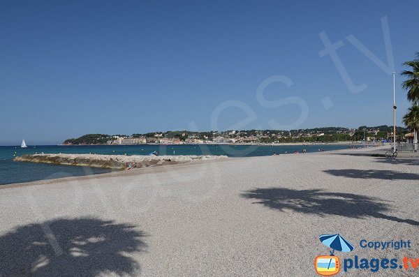 Foto della spiaggia di Bonnegrace a Six Fours les Plages