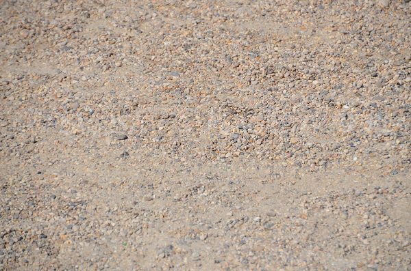 Graviers sur la plage de Bonneveine à Marseille