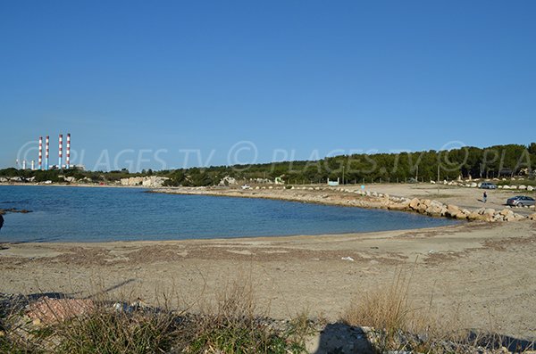 Plage de sable de Bonnieu à Martigues