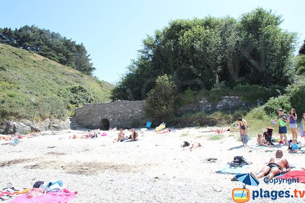 Beach with fortifications in Sauzon