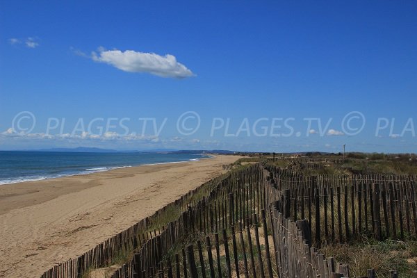 Bosquet beach in Portiragnes towards Sérignan