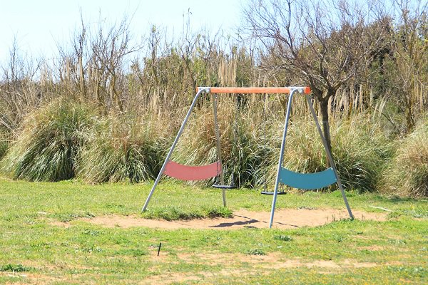 Aire de jeux pour les enfants à Portiragnes