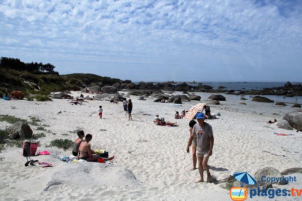 Foto della spiaggia di Boutrouilles a Kerlouan