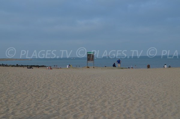 Fort Boyard depuis la plage de Boyardville