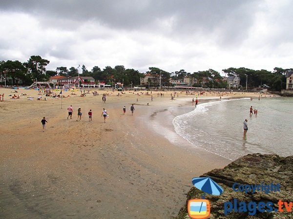 Bureau beach at low tide in Saint Palais sur Mer