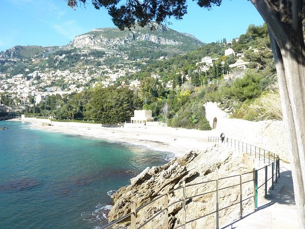 Buse beach from the coastal path