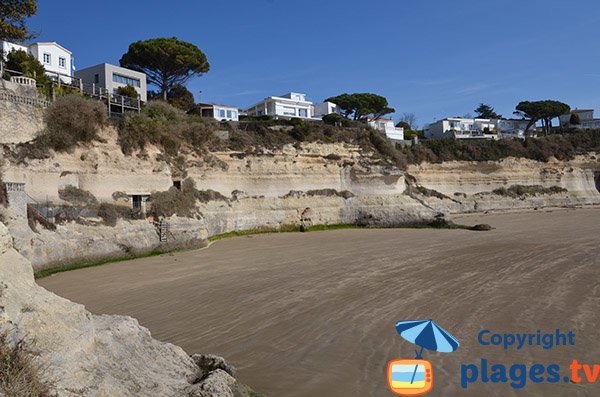 Maisons troglodytiques sur la conche Cadet - Meschers sur Gironde