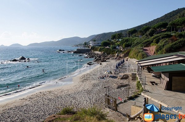 Photo de la plage de Cala di Sole à Ajaccio