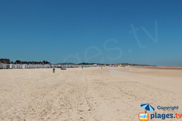  Grande spiaggia di sabbia a Calais