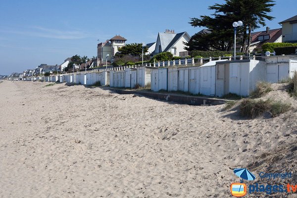 Photo de la plage de la Cale des Plaisanciers de Jullouville