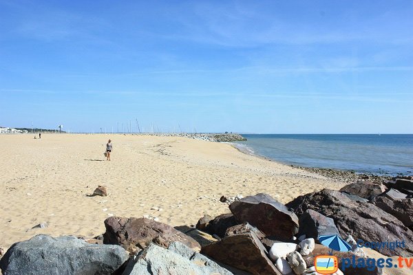 Beach of Canon in Jard sur Mer