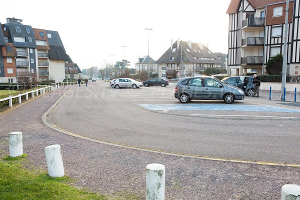 Parking for the Cap Cabourg beach