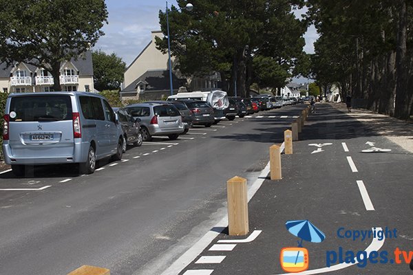 Stationnement à proximité de la plage du Cap Coz - Fouesnant