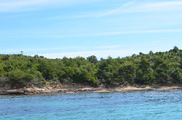 Plage de la batterie de Léoube à Bormes les Mimosas