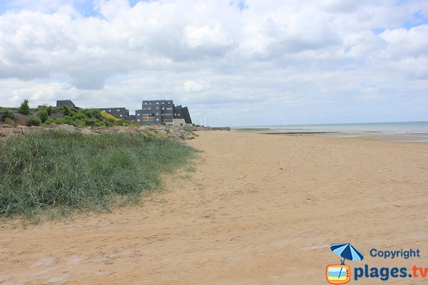 Plage du Cap Romain de Bernières sur Mer en juin