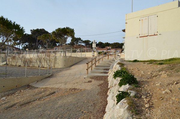 Access for disable people in Cap Rousset beach