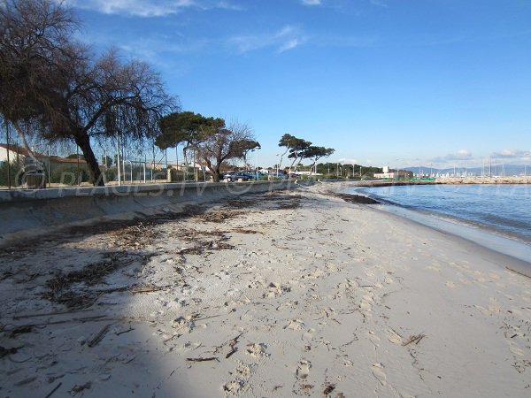 Capte beach near Giens peninsula - hyeres