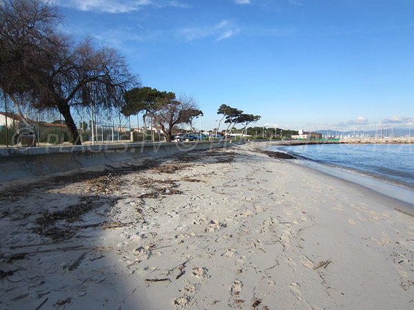  la spiaggia La Capte sulla strada per la penisola di Giens