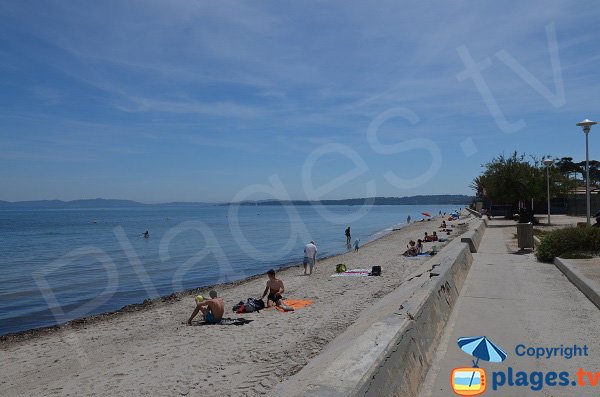 Photo de la plage de la Capte à Hyères