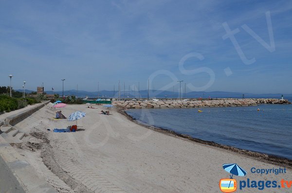 La Capte beach in May - Hyeres
