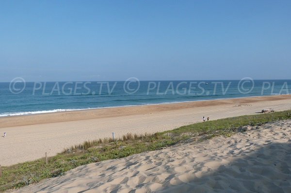 Plage des Casernes à proximité du poste de secours - Seignosse