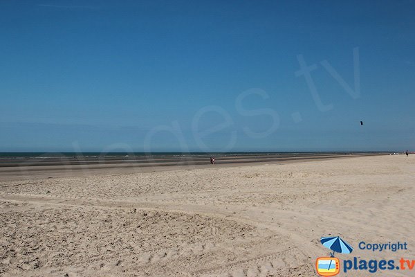 Vast beach in Bray Dunes