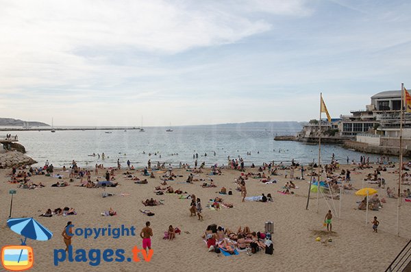 Spiaggia dei catalans e vista sulle Isole del Frioul - Marsiglia