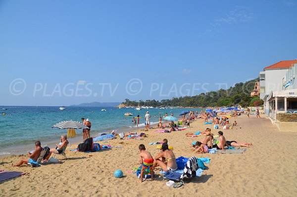 Cavalière beach in Lavandou - middle area