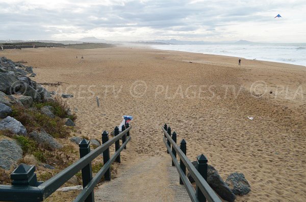 Access to Cavaliers beach